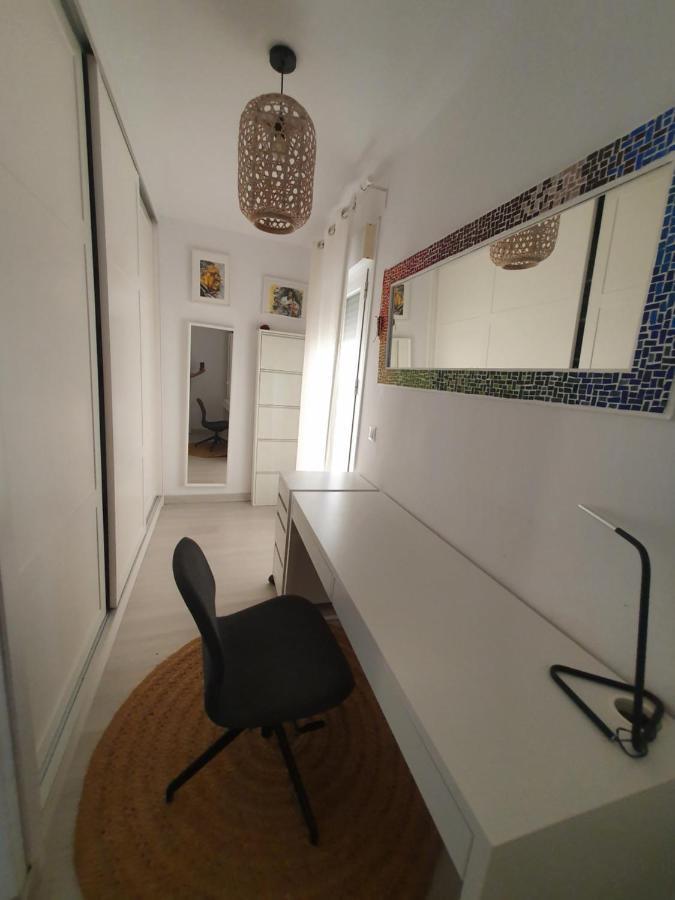 Beautiful Apartment With Terrace San Basilio Севилья Экстерьер фото